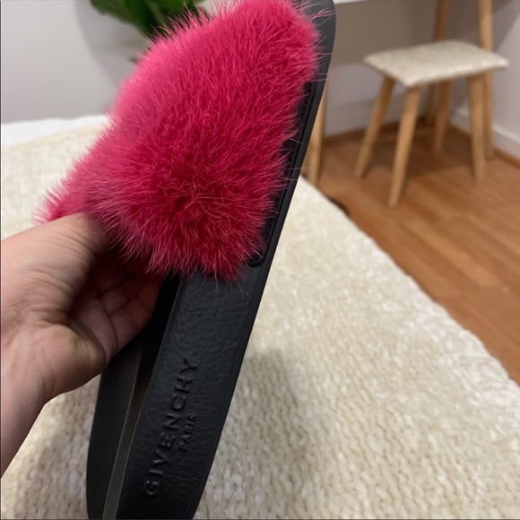 Givenchy Mink Fur Slide Sandal - Picture 3 of 6